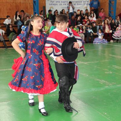 Presentacion Cueca 1 Ciclo 12
