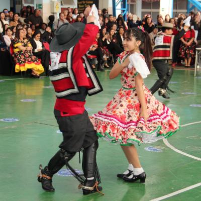 Presentacion Cueca 2 Ciclo 16